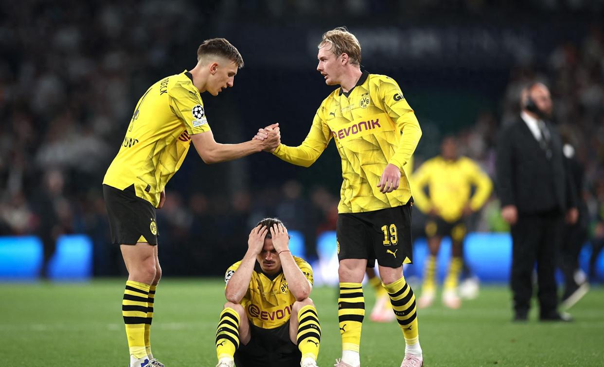 多特蒙德备受困境，全力角逐晋级的简单介绍