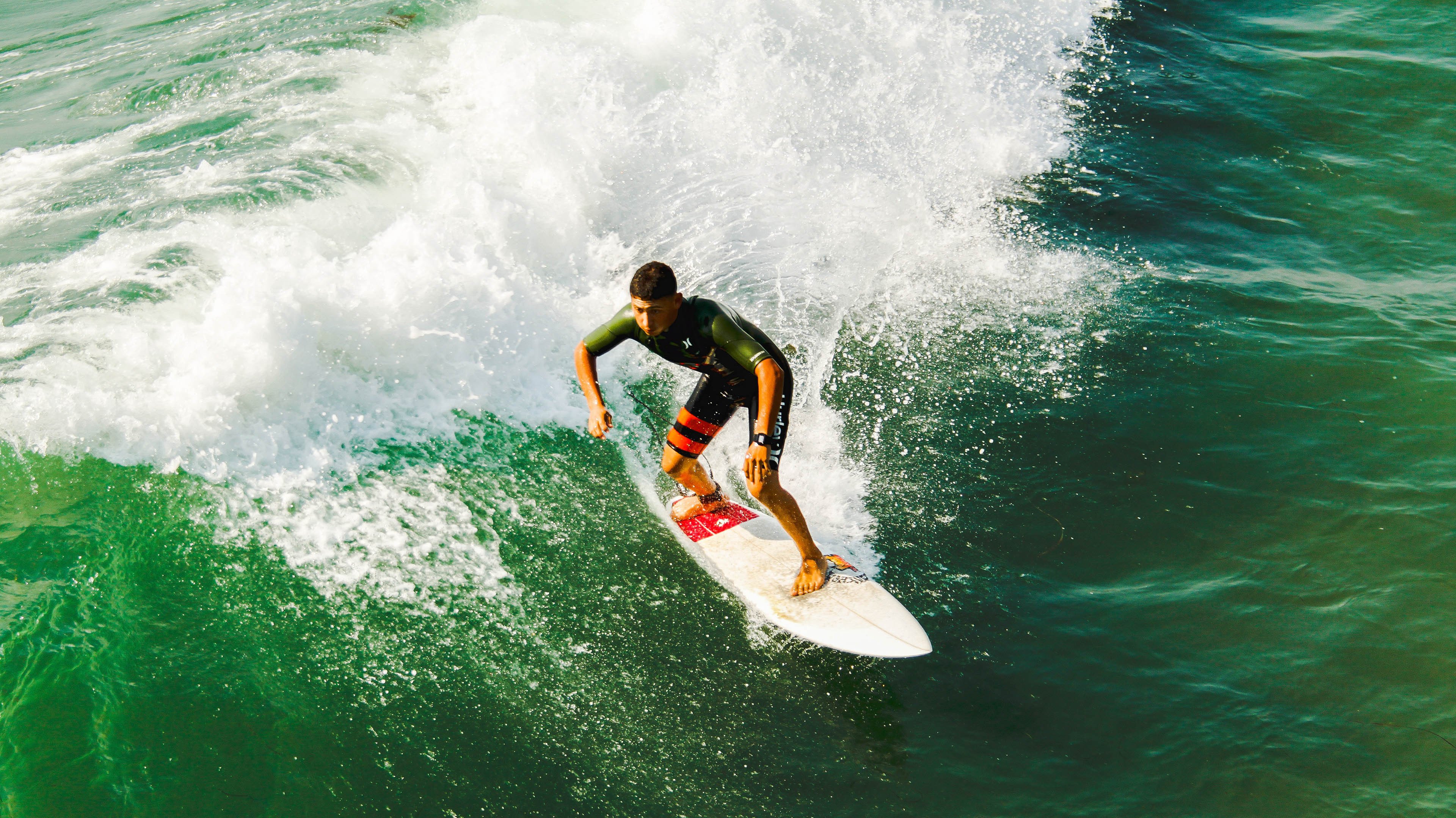 猛龙锋刃出鞘，连续得分狂潮窒息活塞，班凯罗全能统治闪耀全场