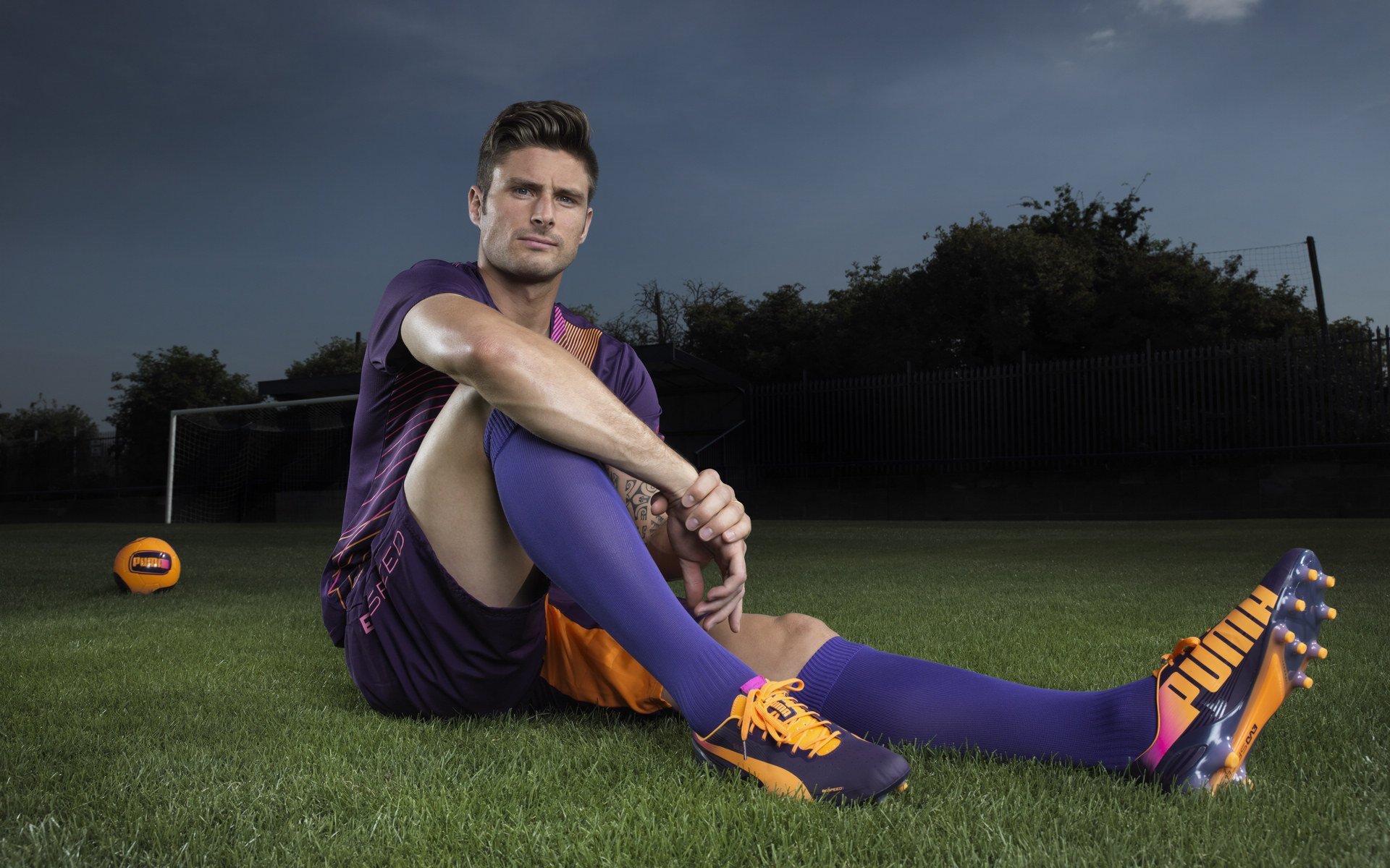 李刚仁撕裂防线，比利时新星闪耀红牛，一场颠覆预期的战术革命