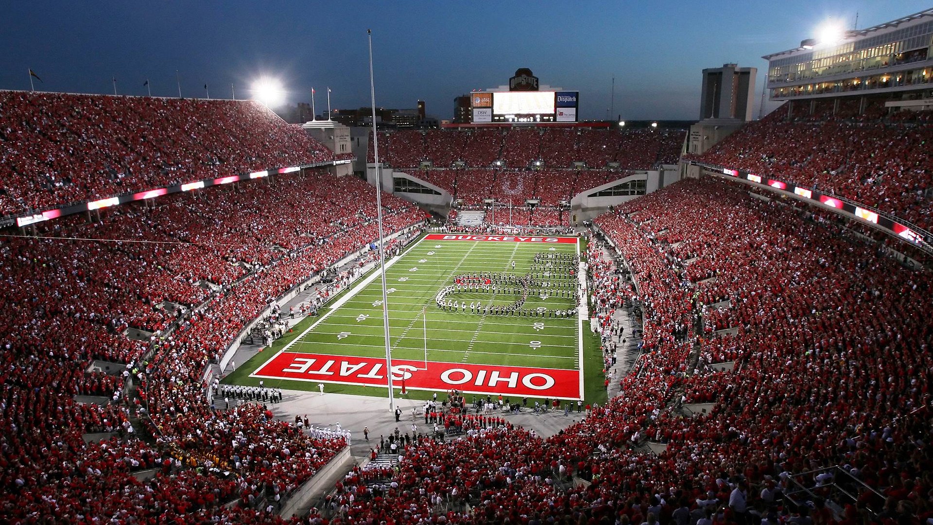 三笘薰的魔法，F1新赛季揭幕战之夜的绿茵交响曲